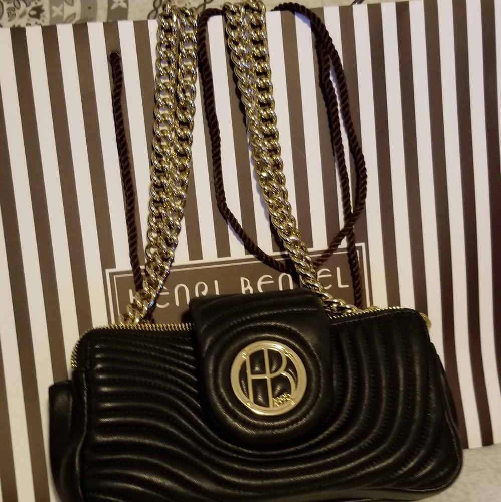 Henri Bendel purse